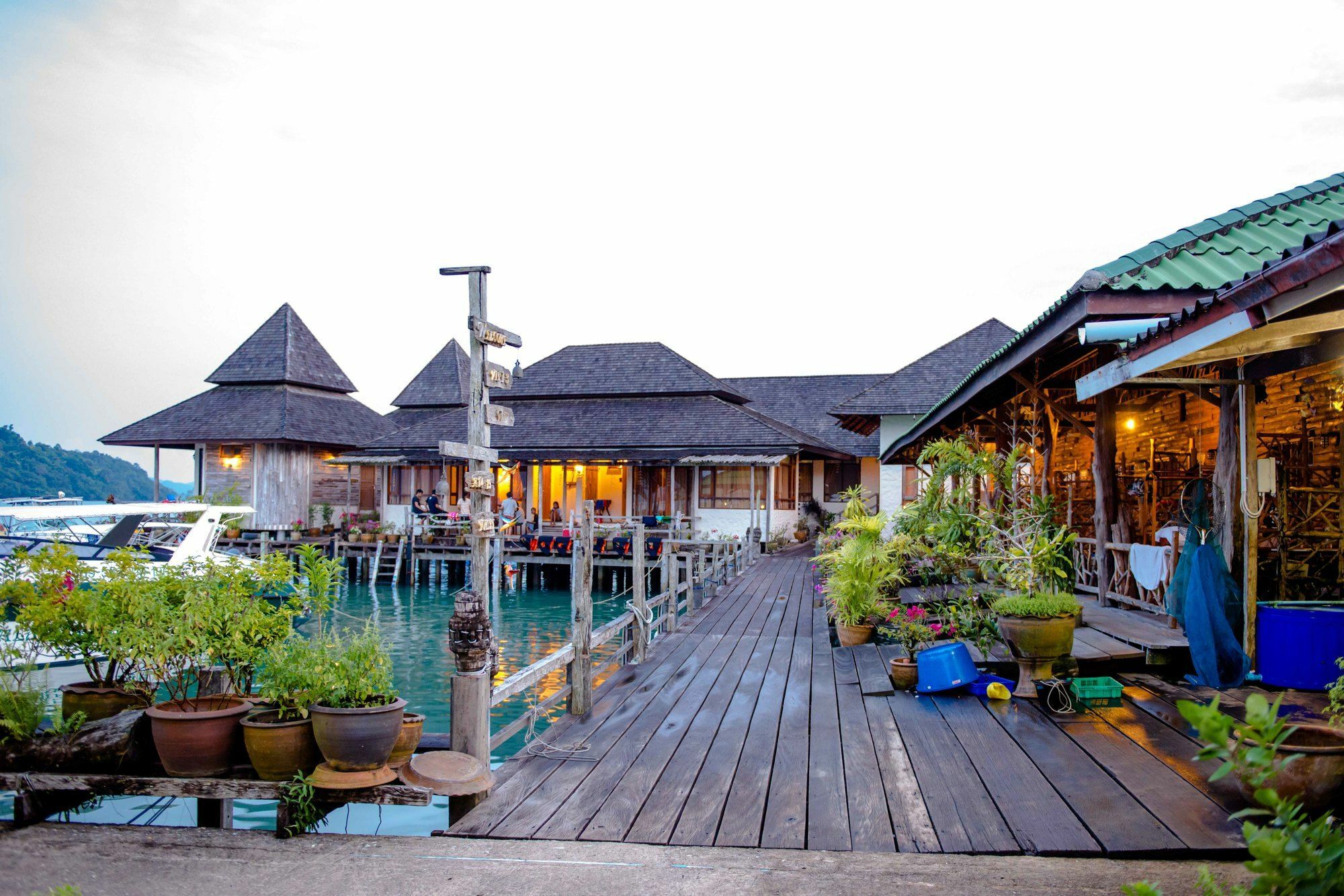 Salakphet Resort Koh Chang Exterior photo